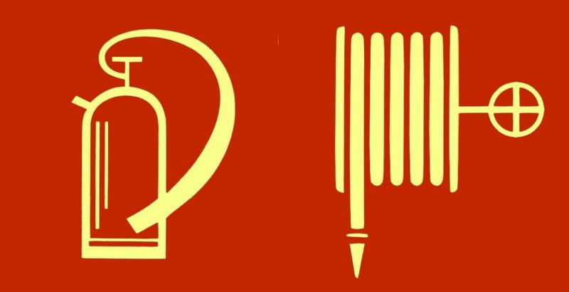 Brandschutzzeichen Doppel-Symbol Feuerlöscher-Löschposten